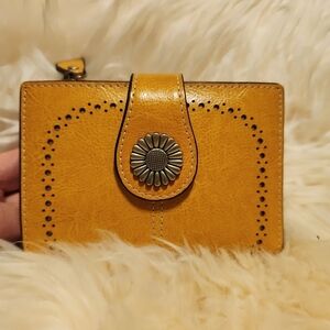 Summery  yellow wallet